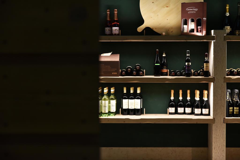 Relais Rossar Boutique Hotel Garda & Hills Костермано Экстерьер фото